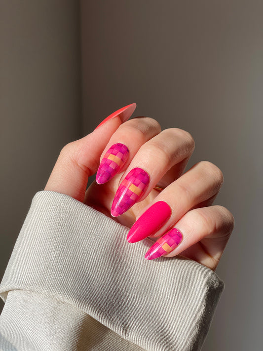 Pink And Red Nails - Tangerine Dream - Nail Wraps (Standard)