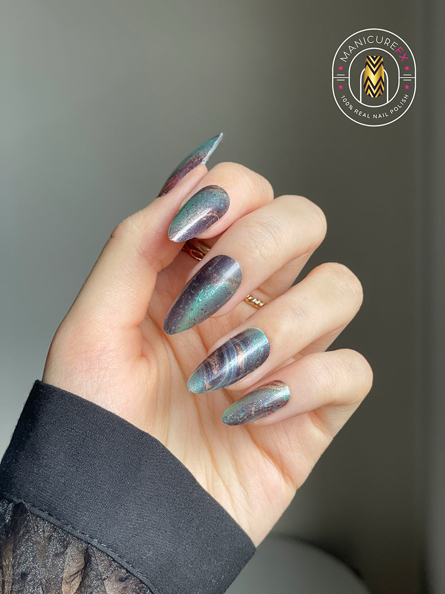 Chameleon Cosmos Nails Nail Wraps (Standard) ManicureFX